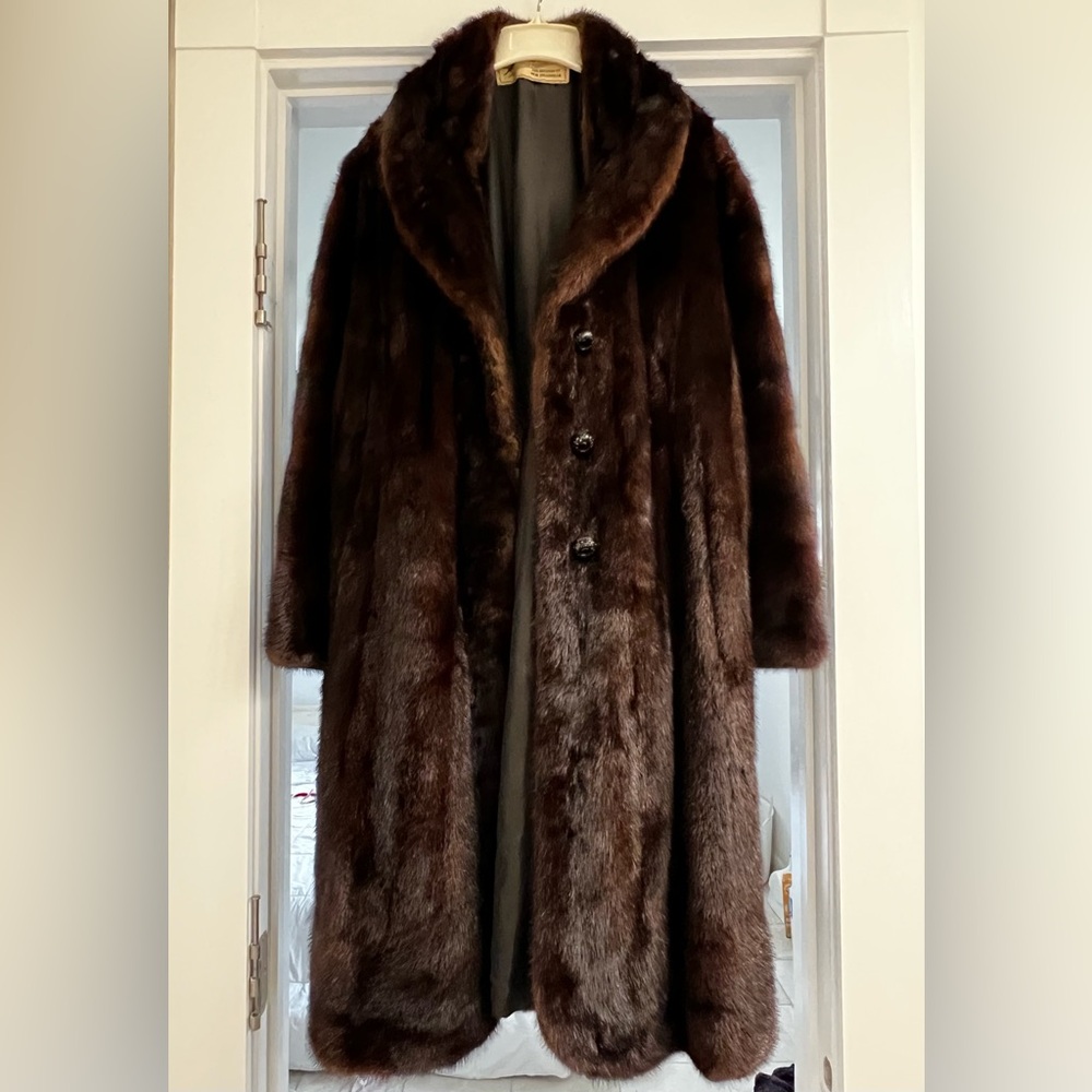 Gorgeous Sable Mink Fur Coat